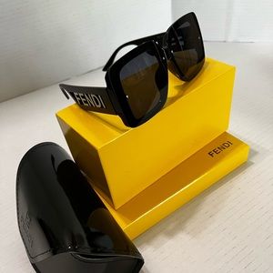 New Fendi Sunglasses ✨😎